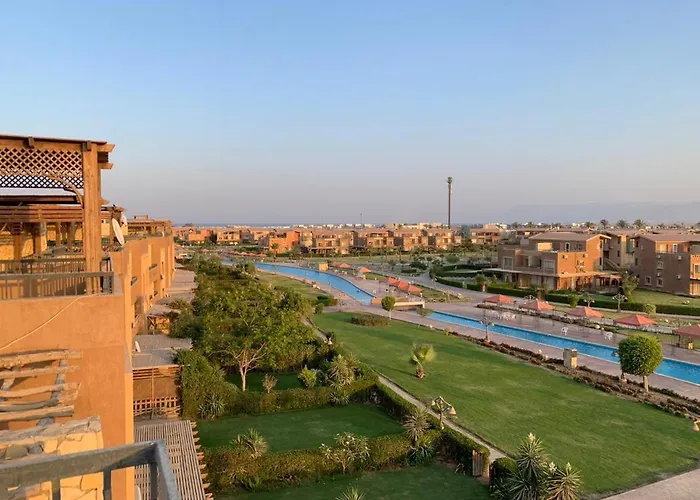 Marina Wadi Degla Families Only Ajn-Szuhna